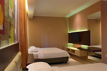 De'Corner Guest House Malang Exterior photo